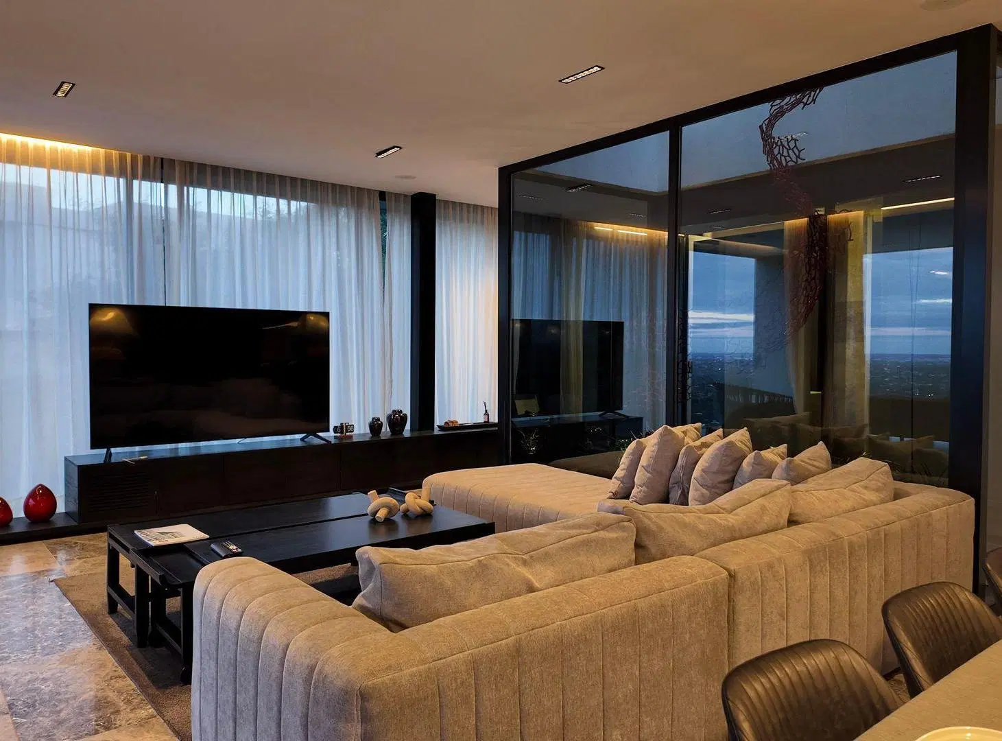 CASA PREMIUM LA DESEADA COUNTRY 4 DORMITORIOS 5
