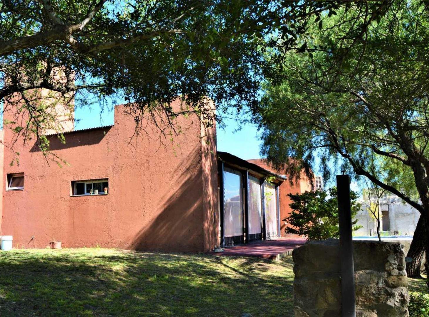SE VENDE CASA SOBRE EL ARROYO B° PVDO, LAS BAJADAS