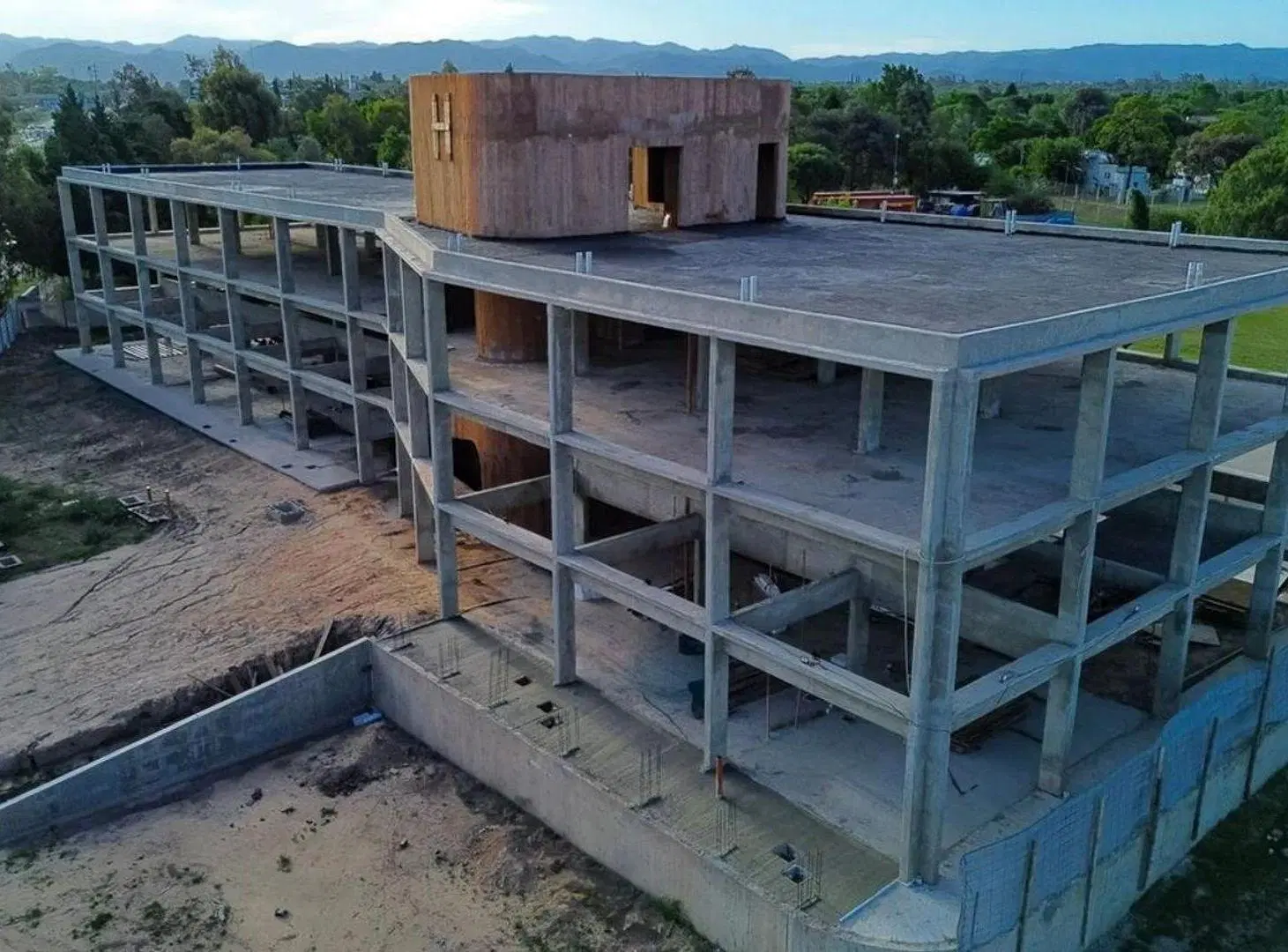 LOCAL COMERCIAL A ESTRENAR EN HVA VILLA ALLENDE 3