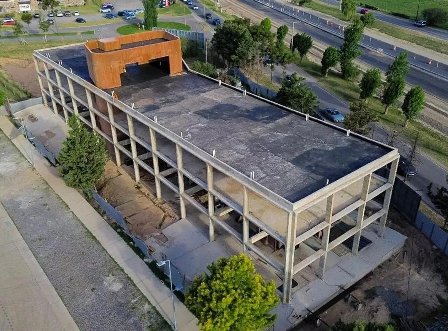 LOCAL COMERCIAL A ESTRENAR EN HVA VILLA ALLENDE 4