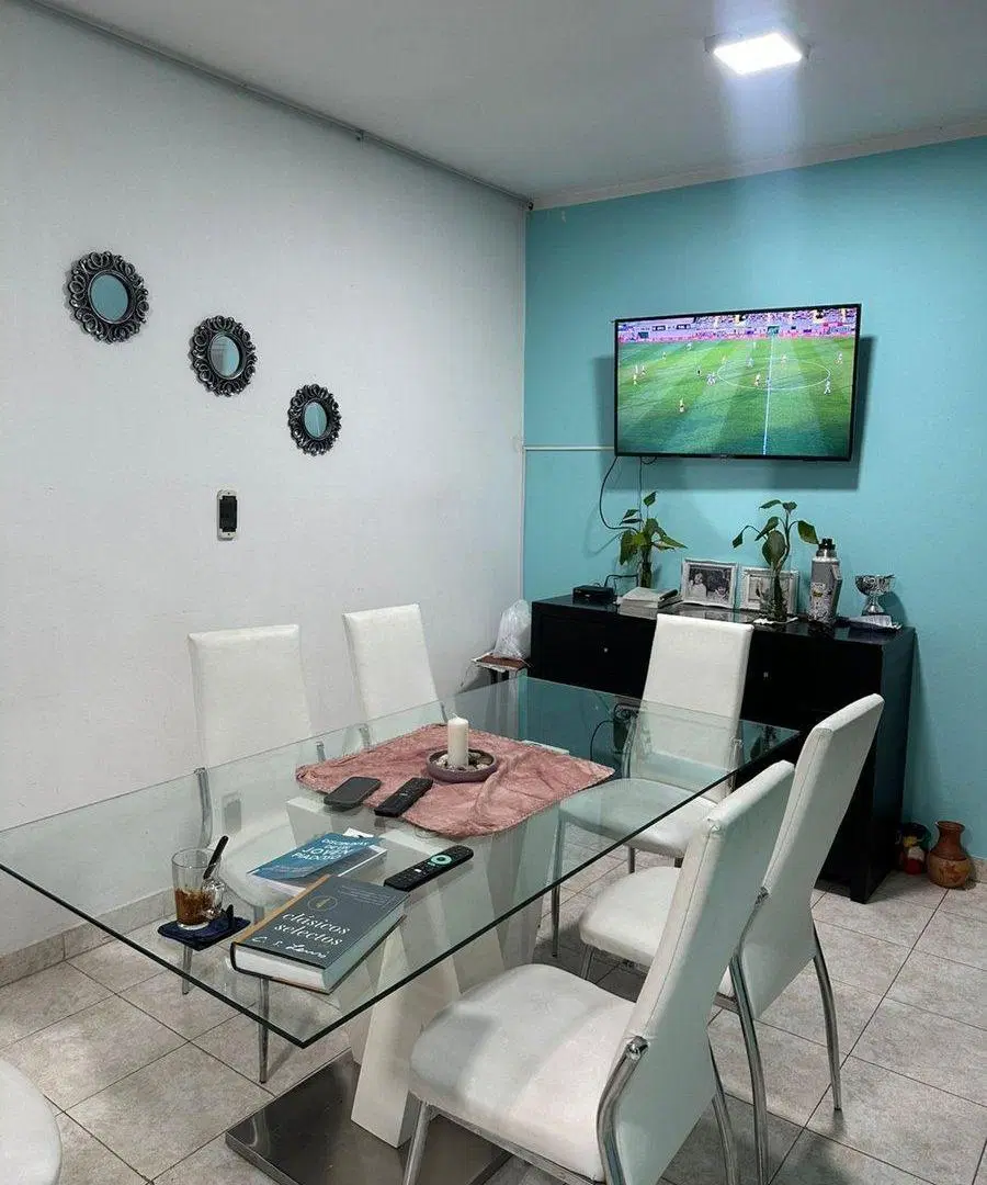 CASA DE 2 DORMITORIOS EN YOFRE SUR 5