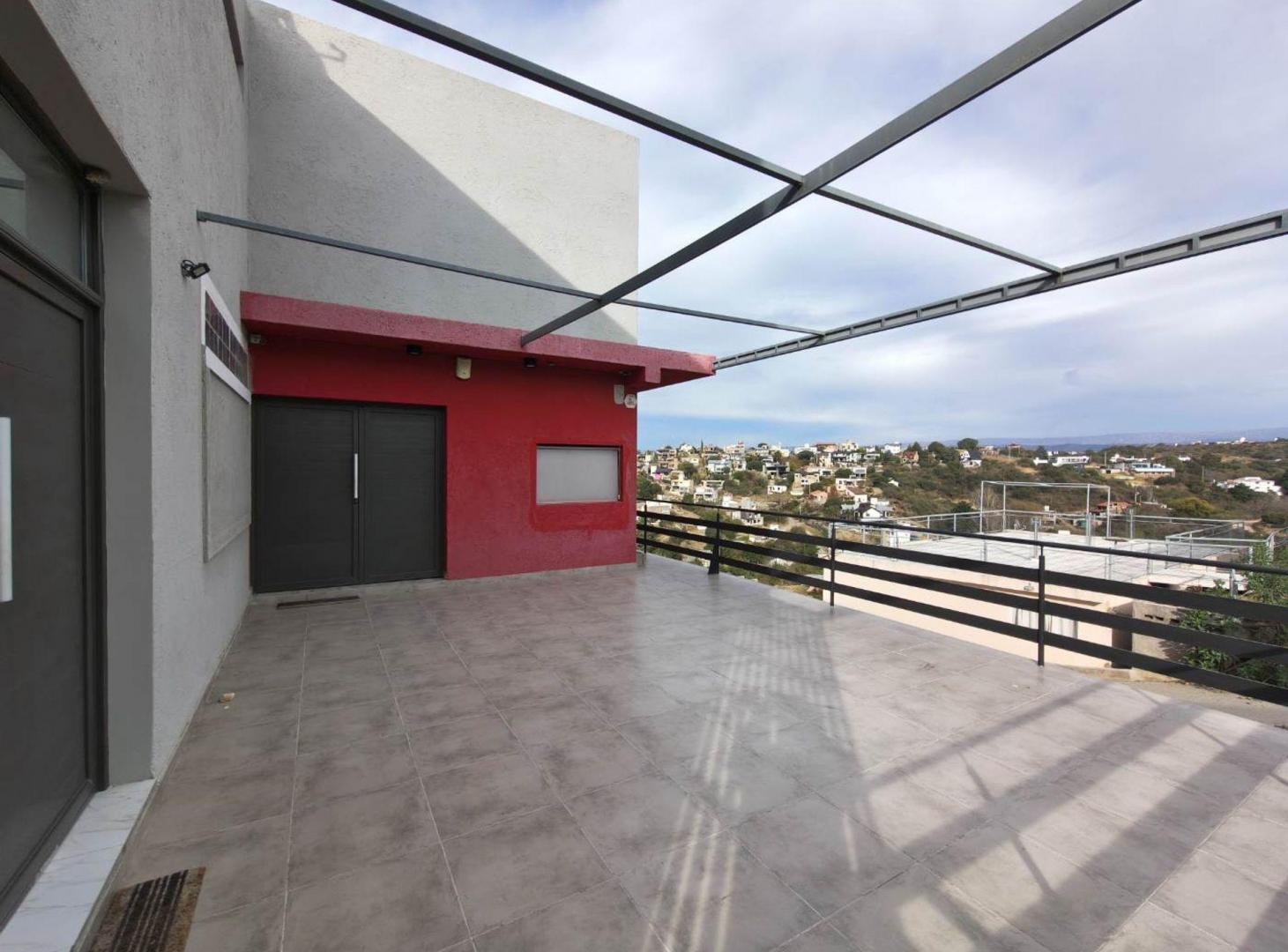 CASA 3 DORM CON VISTA AL LAGO VILLA CARLOS PAZ