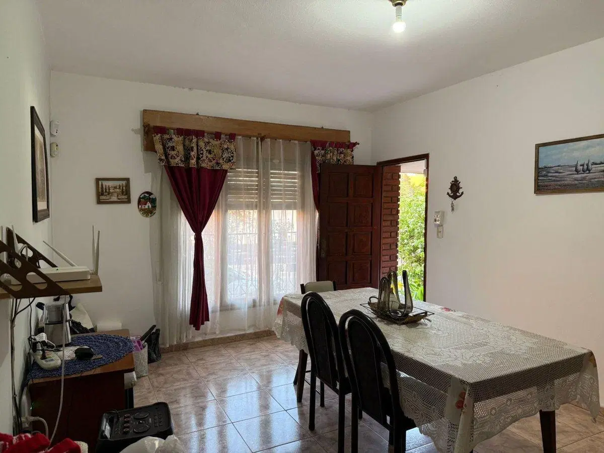 Casa en Venta 4 dormitorios Apta Crédito. 5