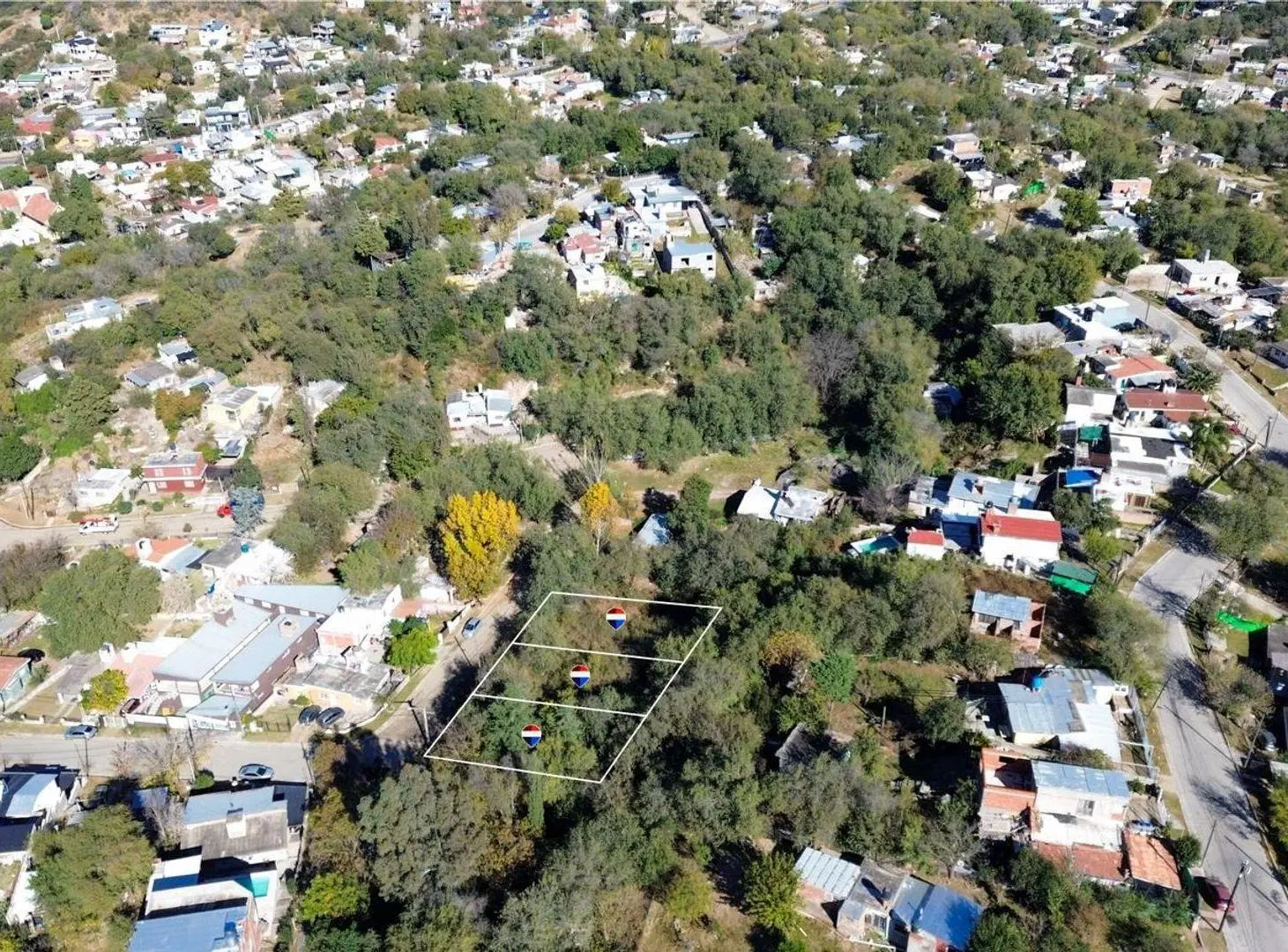 VENTA LOTE DE 1780 M2 ESCRITURA VILLA CARLOS PAZ 5