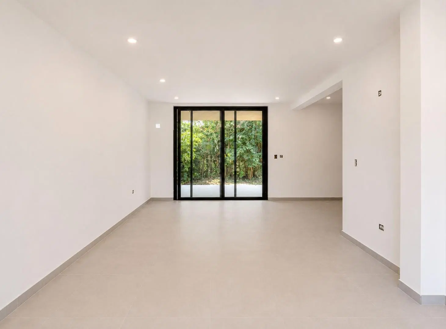 VENTA CASA 3 DORMITORIOS HOUSING AV. RICARDO ROJAS 8