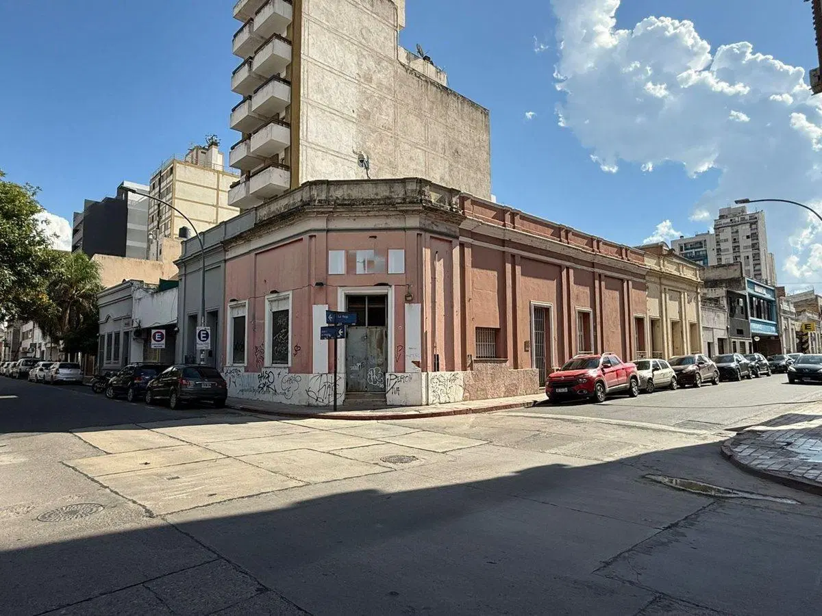 Lote en venta de 428 m2 en Alberdi Apto Desarrollo 4