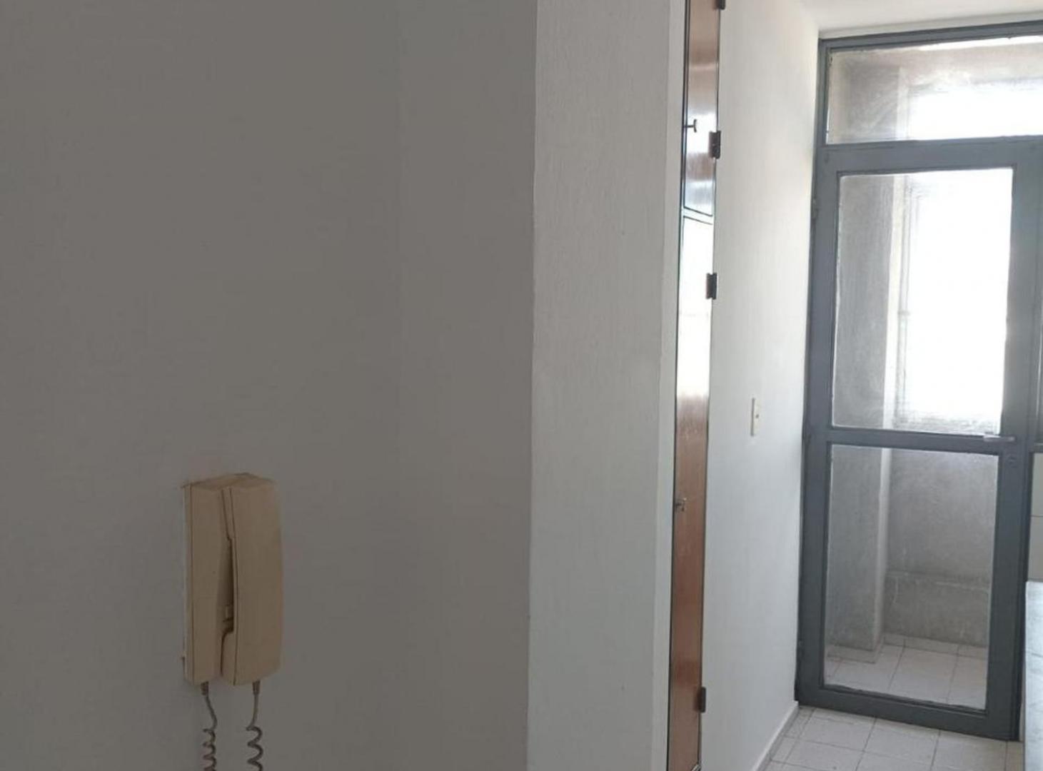 Foto de DEPARTAMENTO 2 DORMITORIOS BARRIO CENTRO, imagen 2