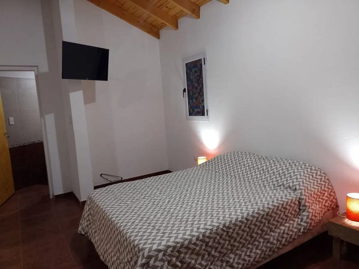 SE VENDE CASA + 3 DTOS  SANTA ROSA DE CALAMUCHITA 2