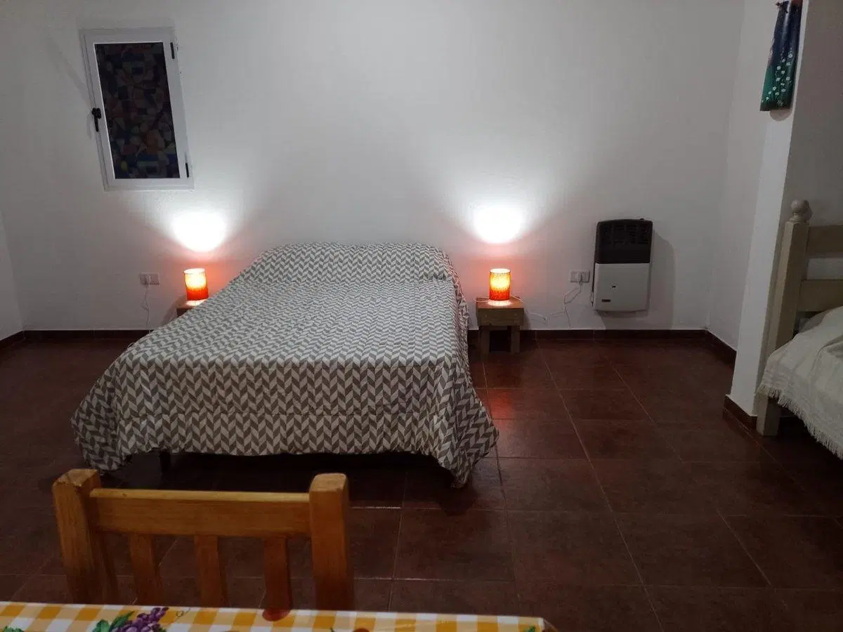 SE VENDE CASA + 3 DTOS  SANTA ROSA DE CALAMUCHITA 4