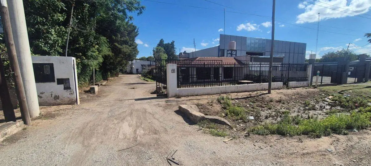 VENTA GALPON + CASA, AVENIDA JAPON 2