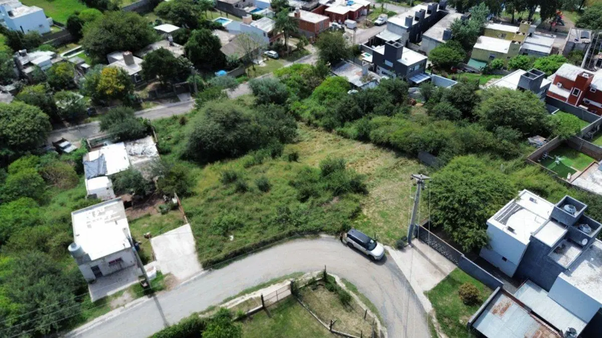 LOTE APTO DUPLEX 670 M2 CUESTA COLORADA 3