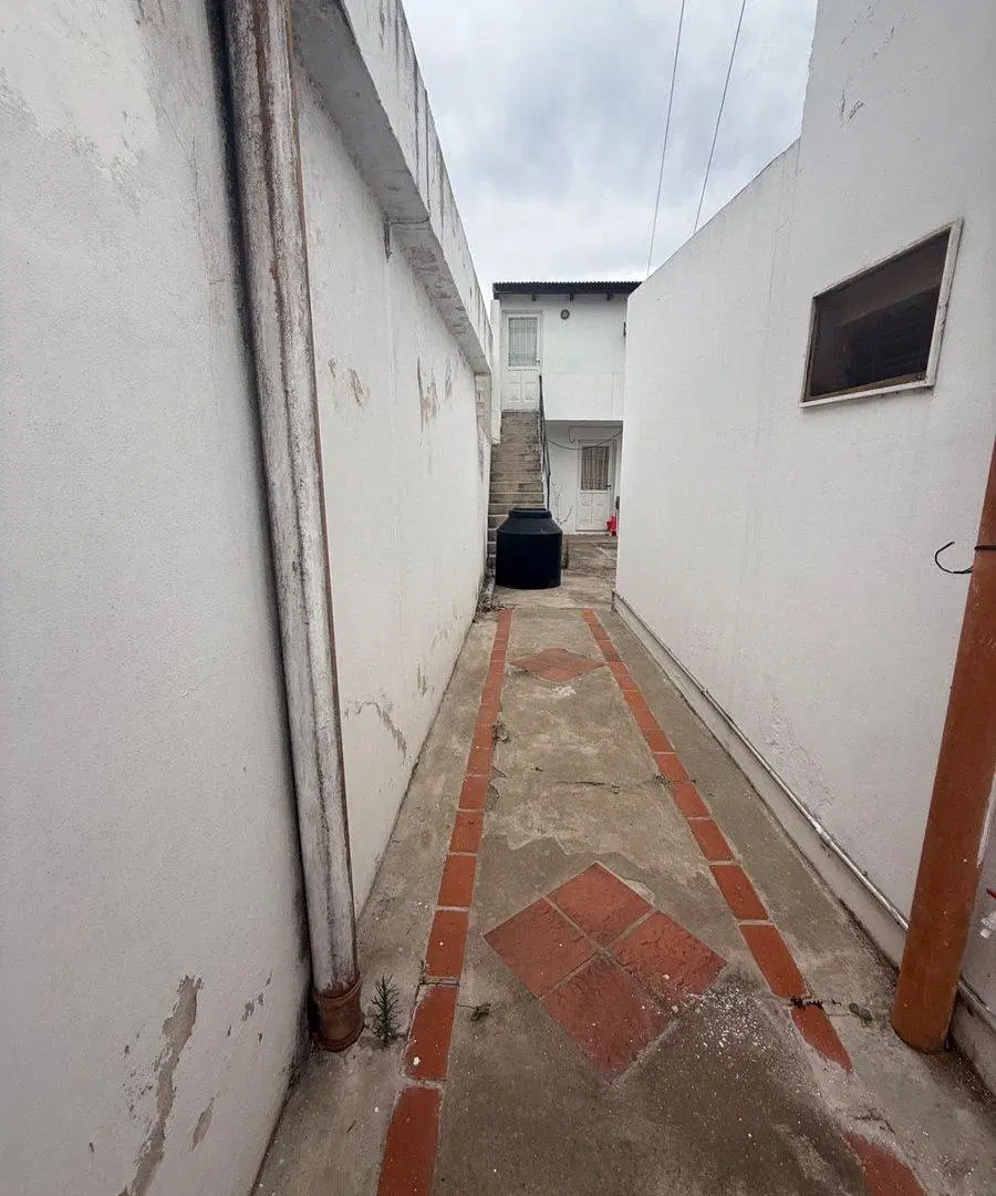 Venta CASA + 2 DEPTOS-B San Fernado-Cordoba 4