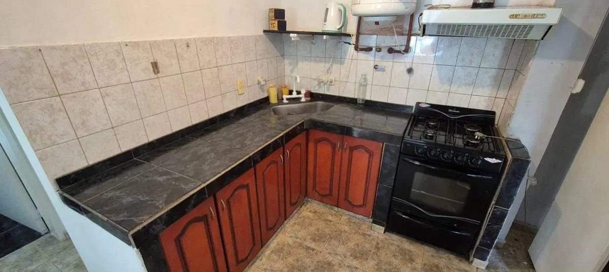 CASA 2 DORM CON COCHERA LICEO 3RA SECCION 5