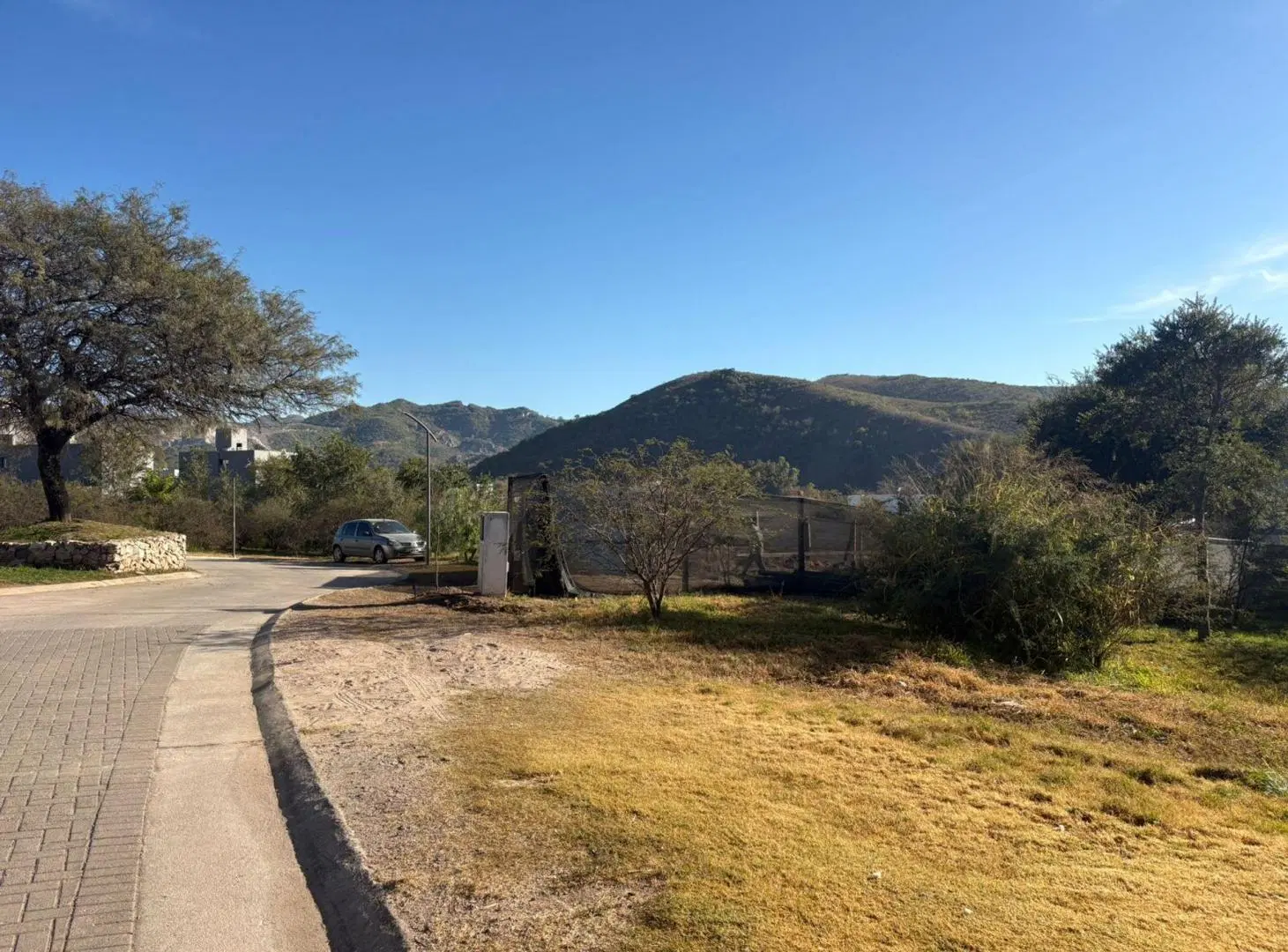 Lote 477m2 Colinas de la Deseada 6