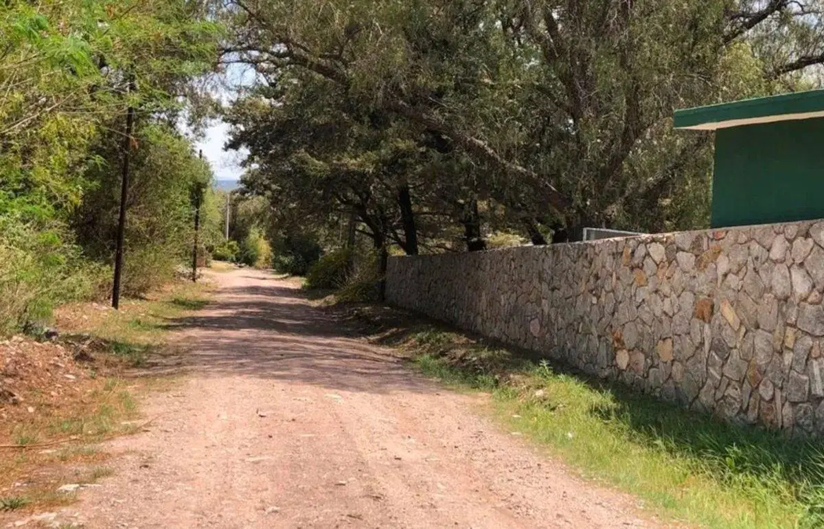 LOTE EN VENTA EN LOS COCOS CENTRO EXCELENTE VISTAS 2