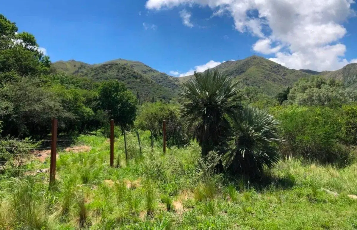 LOTE EN VENTA EN LOS COCOS CENTRO EXCELENTE VISTAS 3