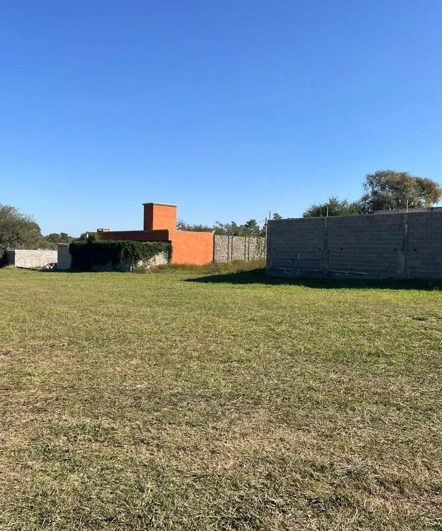 VENTA LOTE 432 M² VILLA ALLENDE FRENTE A PLAZA 2