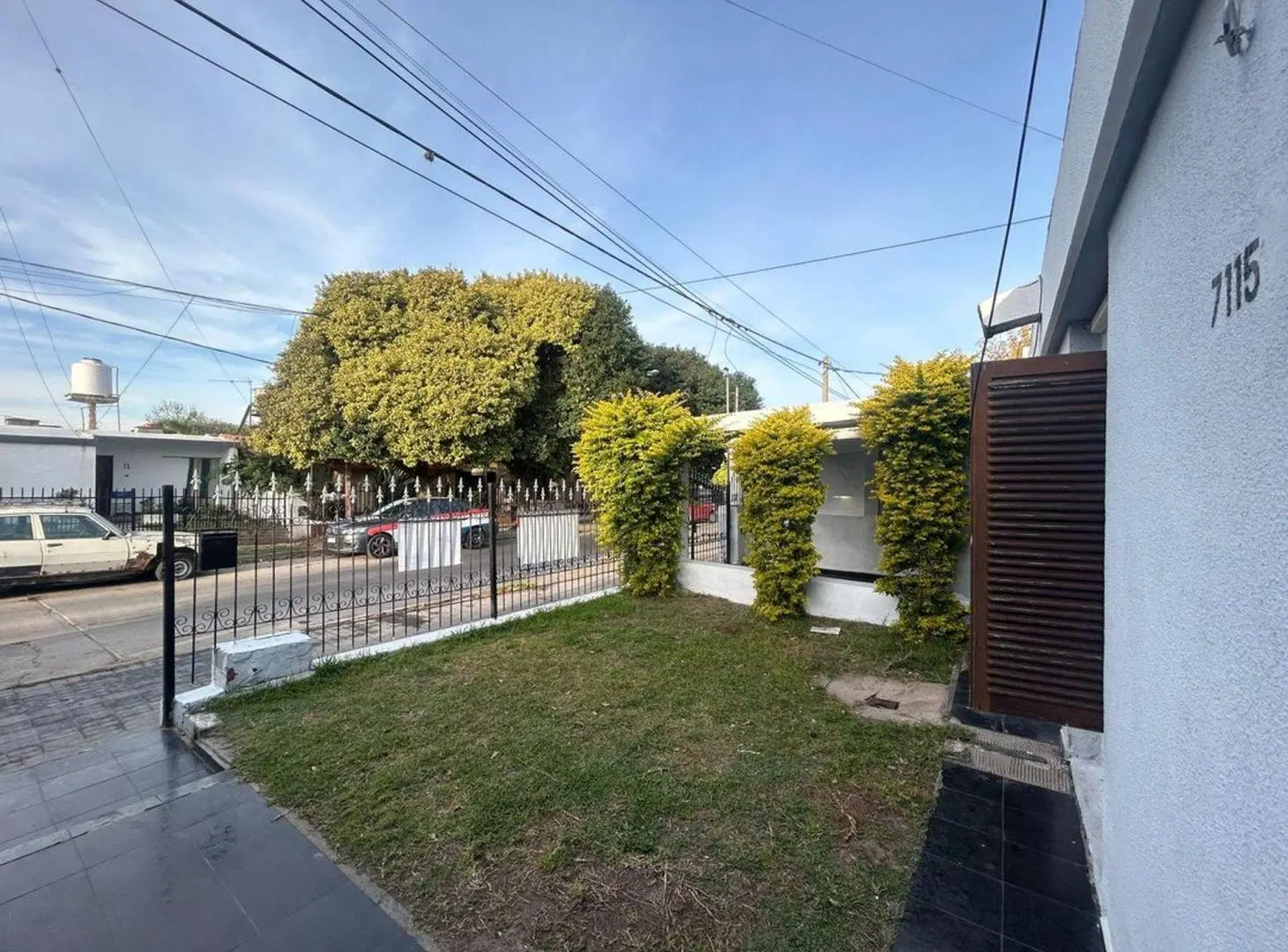 SE VENDE CASA PARQUE DON BOSCO 3 DORMI 3