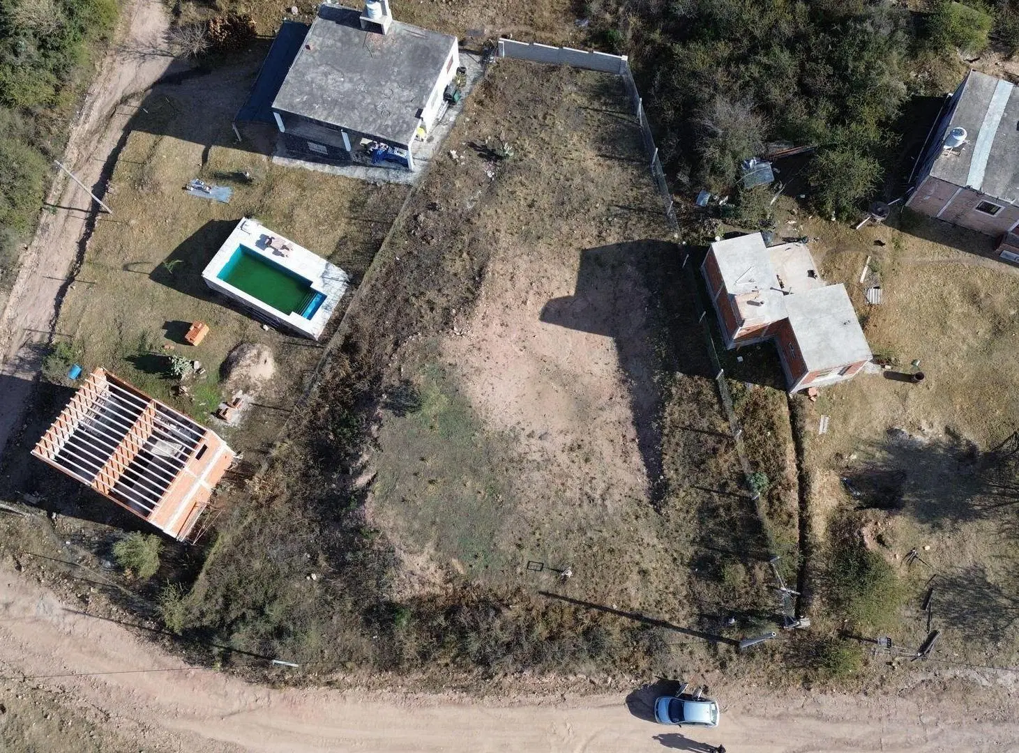 LOTE ESTANCIA VIEJA 1072 MTS SE VENDE, ALAMBRADO 2