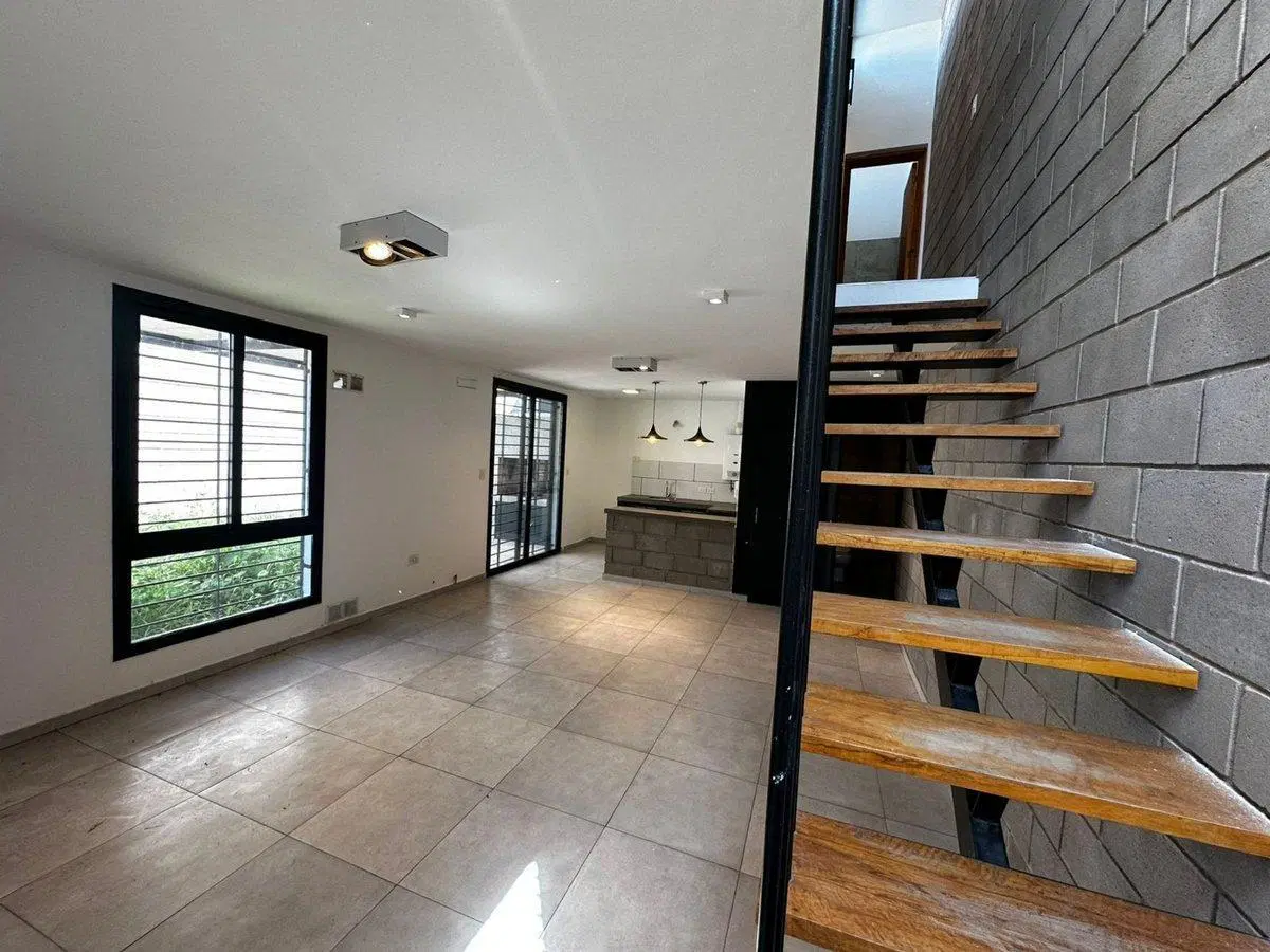 DUPLEX 2 DORMITORIOS HOUSING CUESTA COLORADA 4
