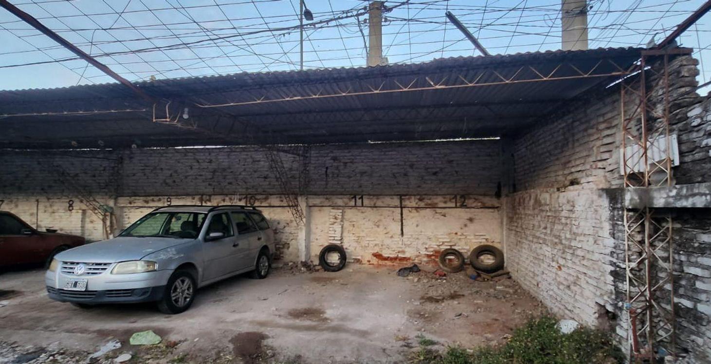 Foto de VENTA TERRENO CON COCHERA CAÑADA PARA DESARROLLO, imagen 1
