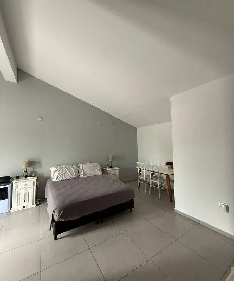 VENTA DE 2 UNIDADES EN PH- ARGUELLO, ZONA LASALLE 4