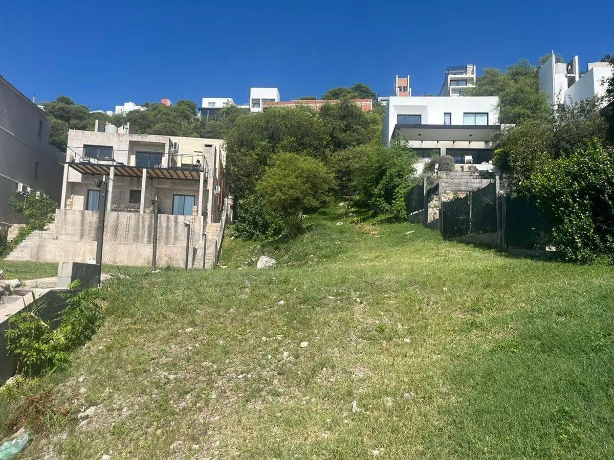 VENDO LOTE EN TERRAZAS DE LA ESTANZUELA 596 Mts 5