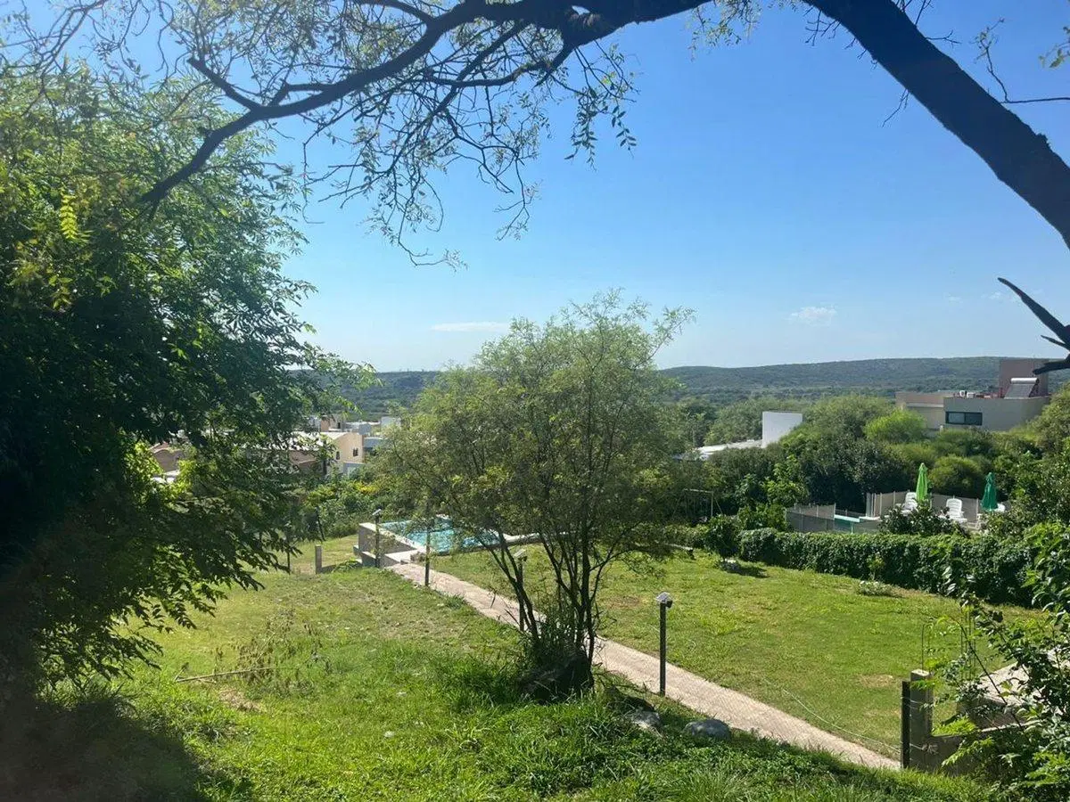 VENDO LOTE EN TERRAZAS DE LA ESTANZUELA 596 Mts 3