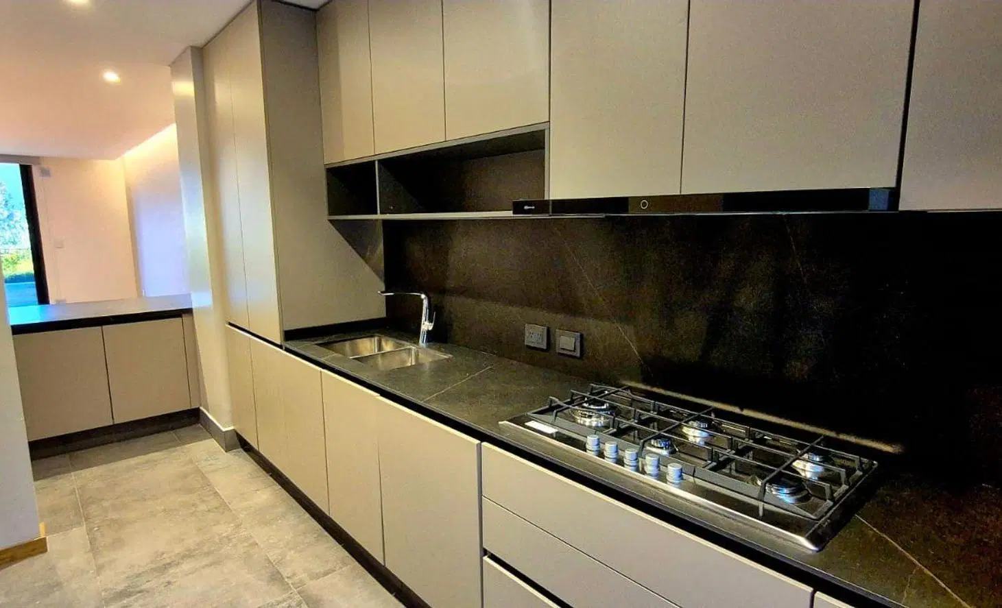 DEPTO EXCLUSIVO COMPLEJO PURO CERRO 2 DORM 8