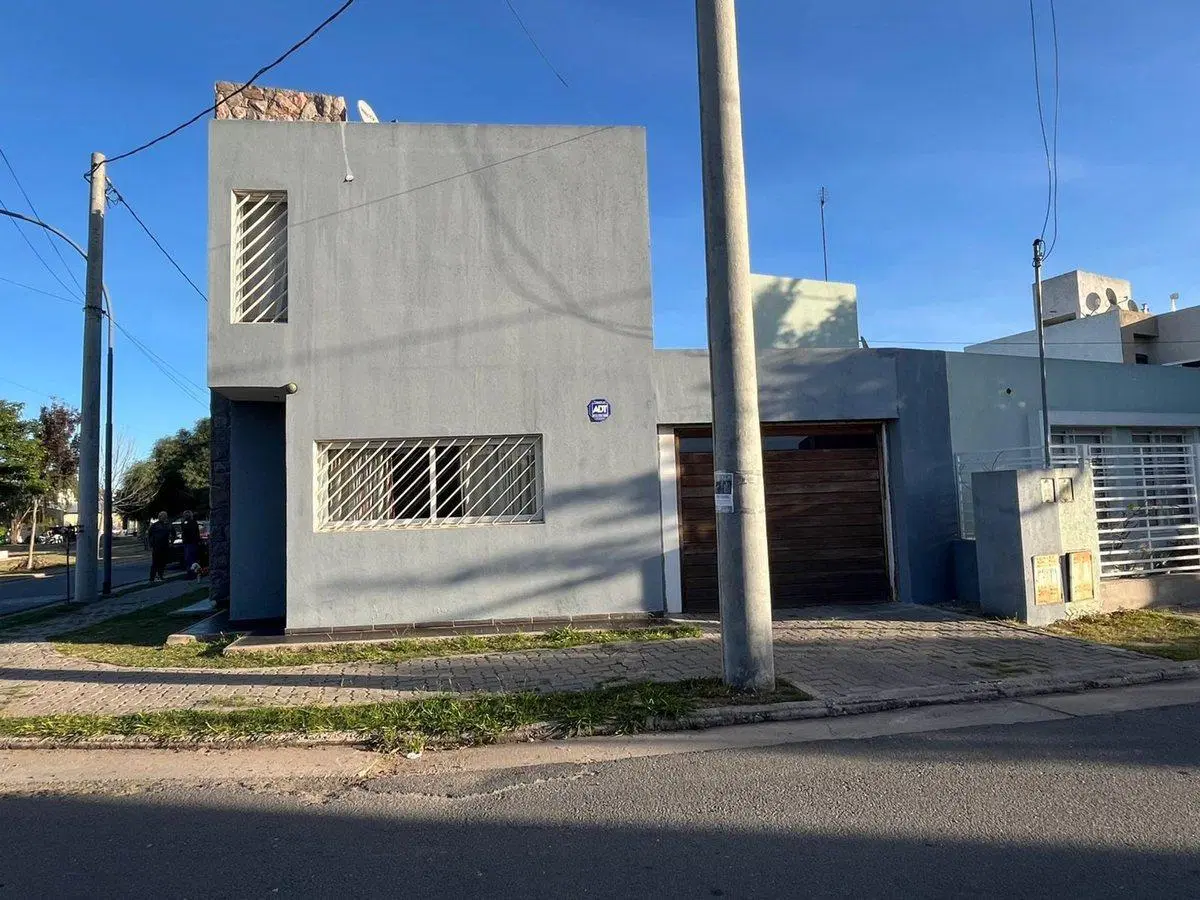 VENTA CASA NVO. POETA LUGONES FINANCIACION 5