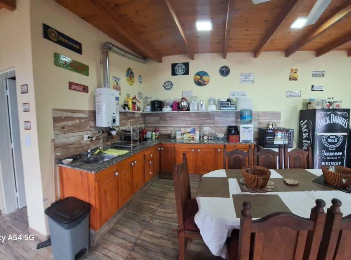 SE VENDE CASA CERRO NORTE 5 DORMI PILETA QUINCHO 2