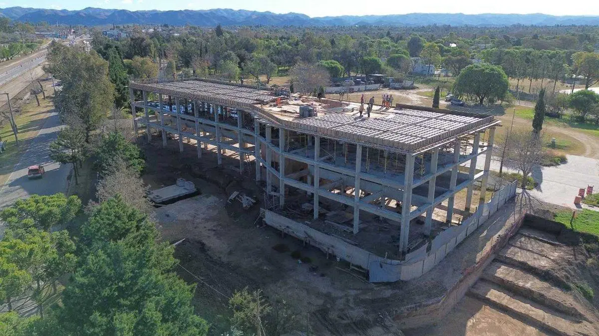 OFICINA EN VENTA VILLA ALLENDE PARQUE EMPRESARIAL 2
