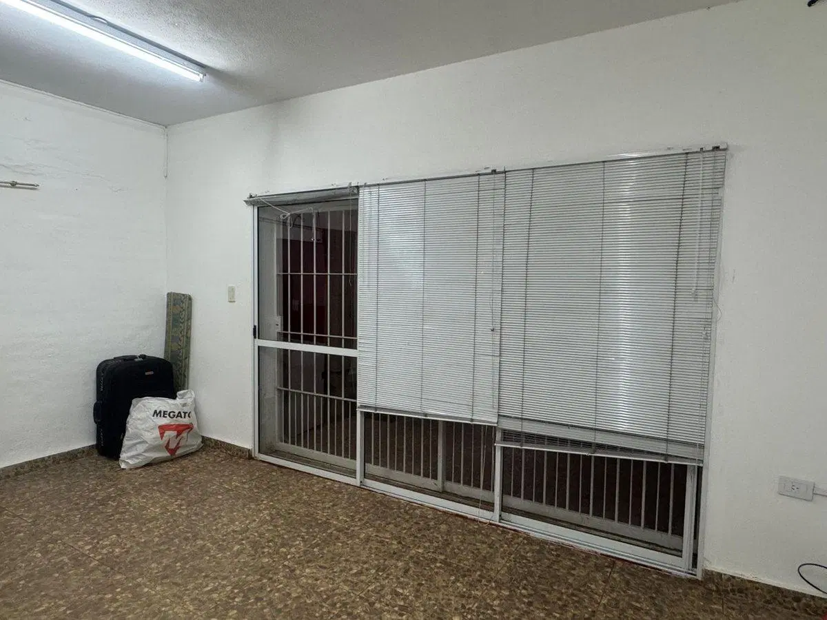 VENTA DOS DEPARTAMENTOS PARQUE LATINO CON RENTA 5