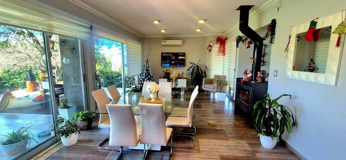 VENTA CASA 3 DORMITORIOS EN VALLE DEL GOLF 3