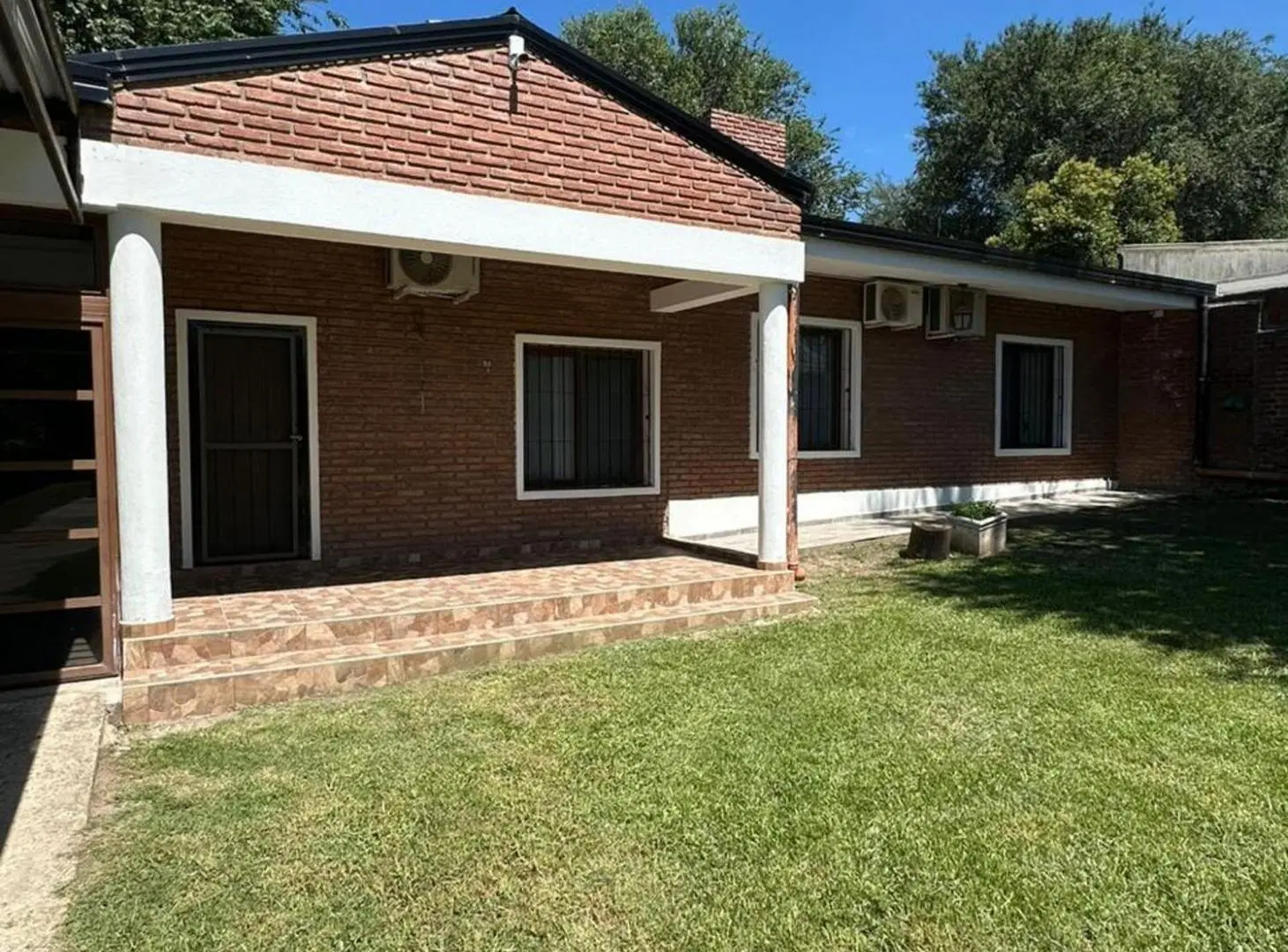 CASA 2 DORM EN VENTA 200MTRS DEL RIO EN CARLOS PAZ 3