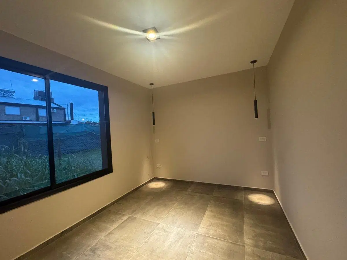 CASA TEJAS CUATRO TRES DORMITORIOS MALAGUEÑO CBA 2
