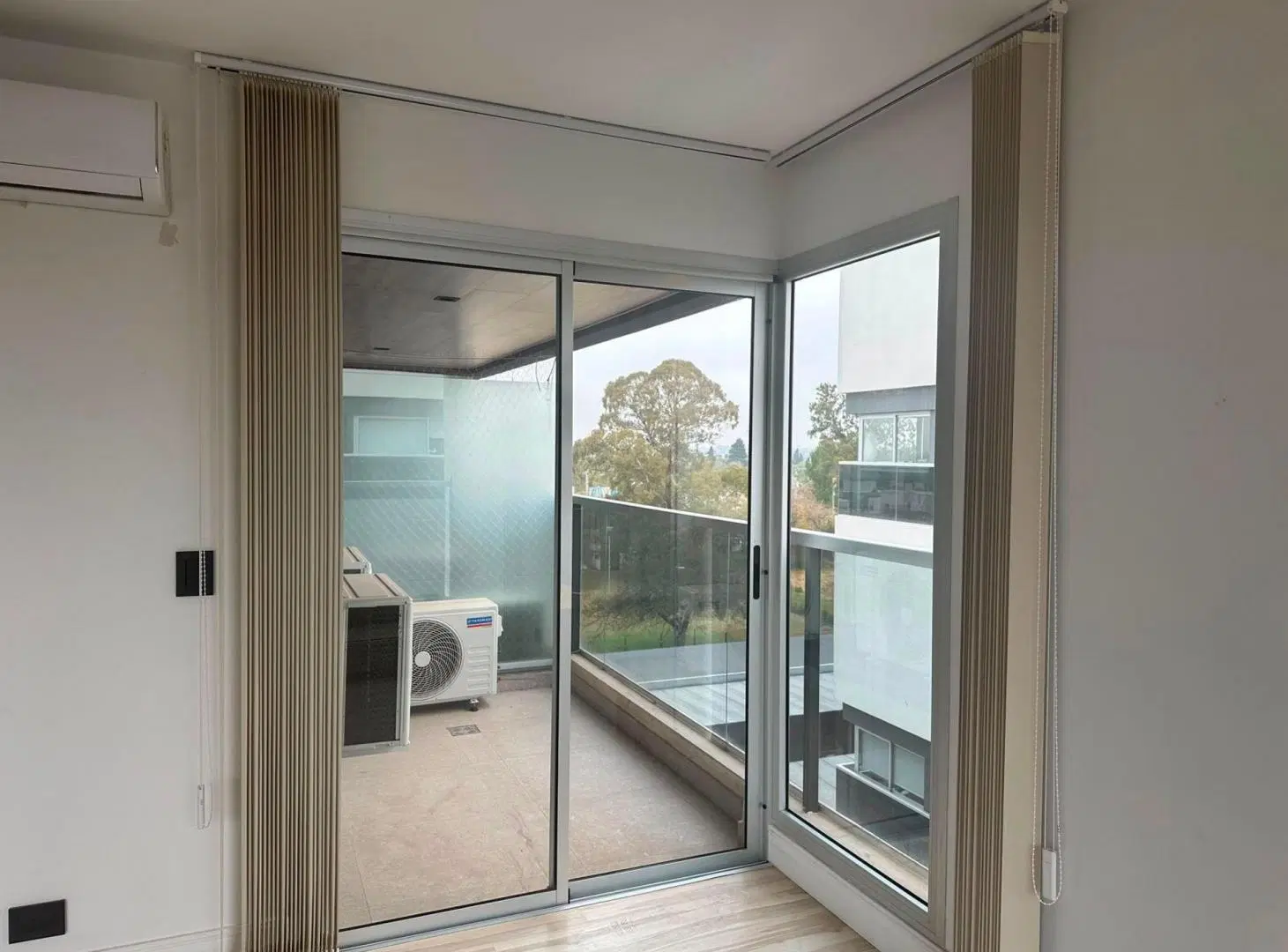 Departamento 2 dormitorios Summum Jardin claret 3