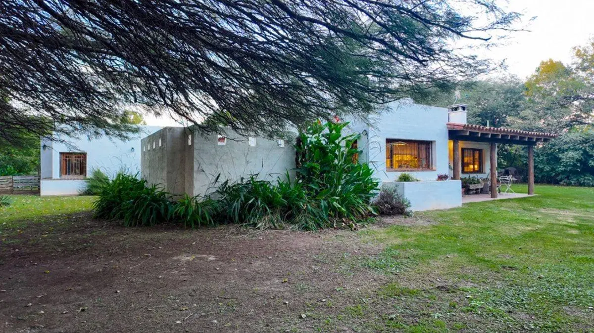 CASA 3 DORMITORIOS EN VILLA EUCARISTICA 5