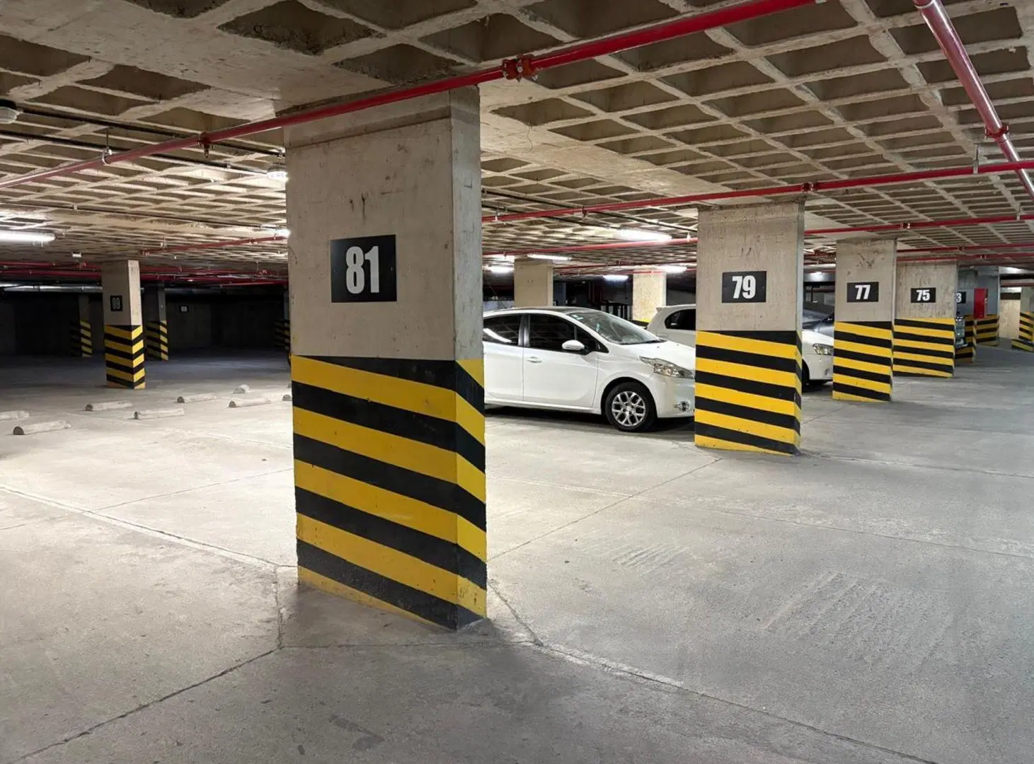 VENTA COCHERA ZONA TRIBUNALES II COMPLEJO H 8