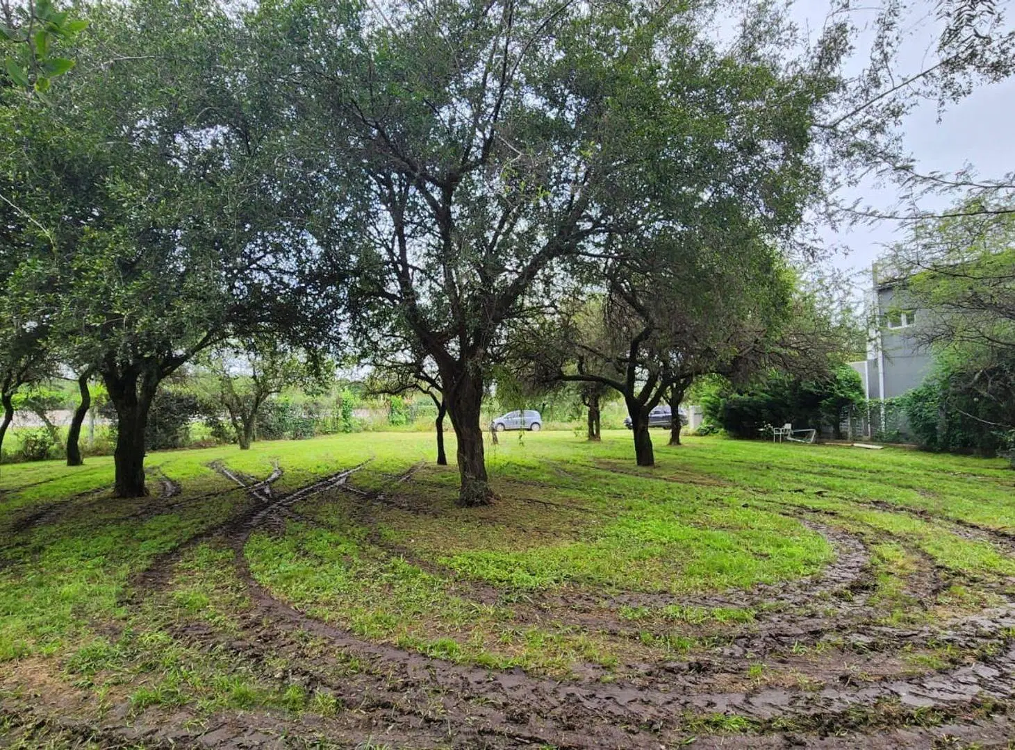HERMOSO LOTE EN BARRIO PRIVADO BELA VISTA 5