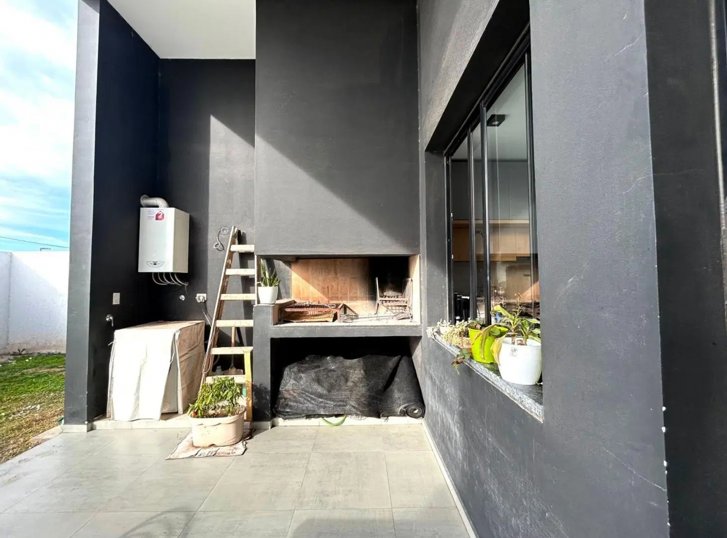 DUPLEX TRES DORMITORIOS CUESTA DE MANANTIALES 8