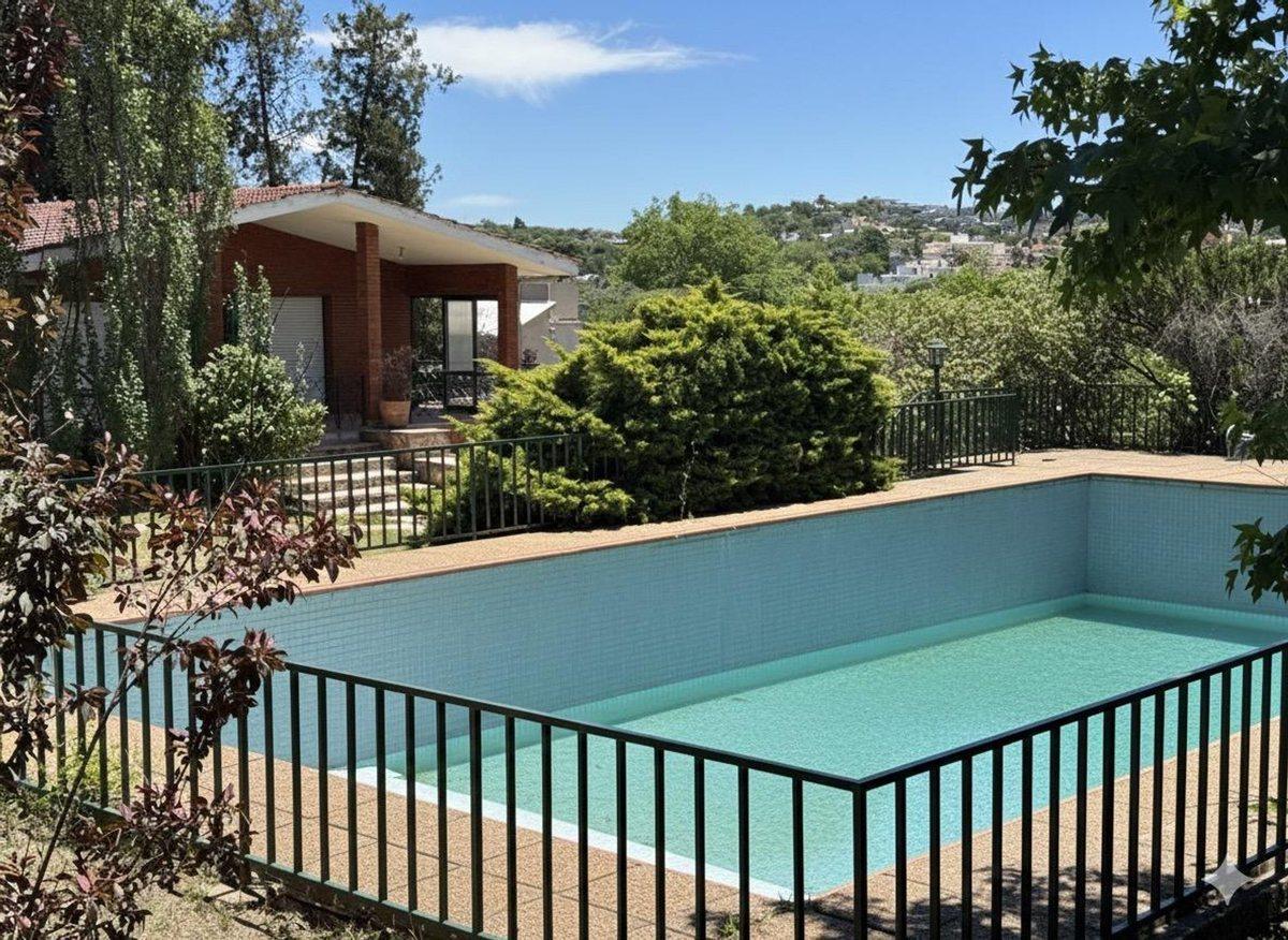 Foto de VENTA CASA GRAN LOTE PARA HOUSING VILLA CARLOS PAZ, imagen 4