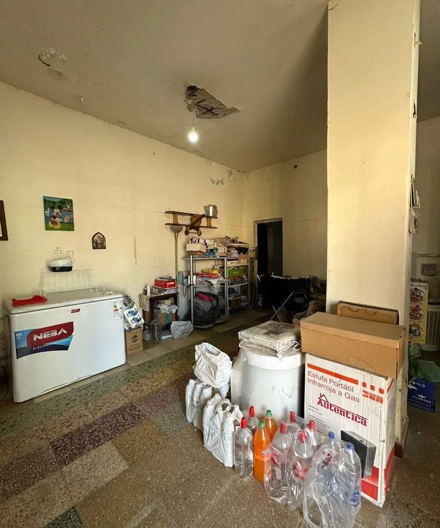 CASA ESQUINA EN ALBERDI DE DOS DORMITORIOS 8