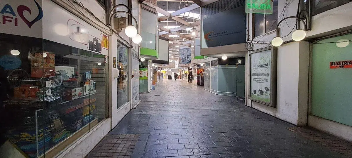 ALQUILER COCHERA AV. OLMOS 138 Bº CENTRO CBA. 8