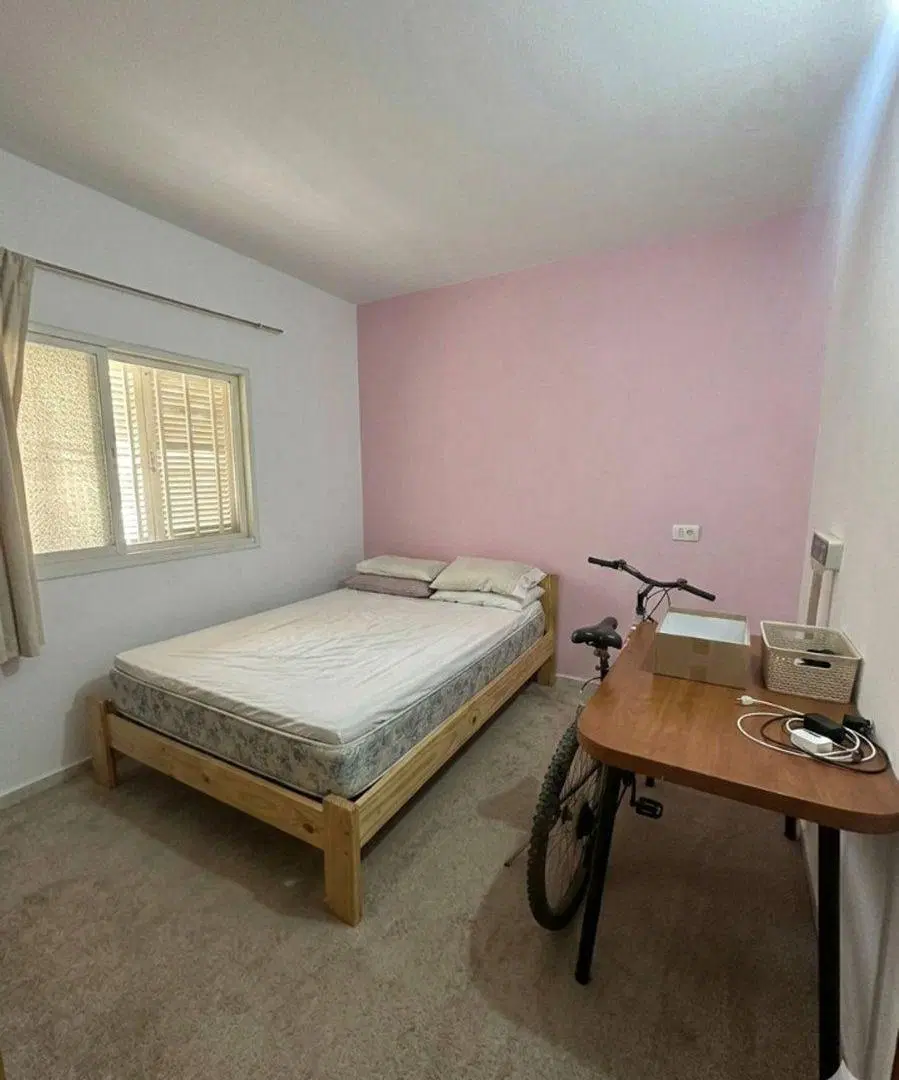 CASA EN VENTA EN VILLA ADELA DE 2 DORMI Y COCHERA 3