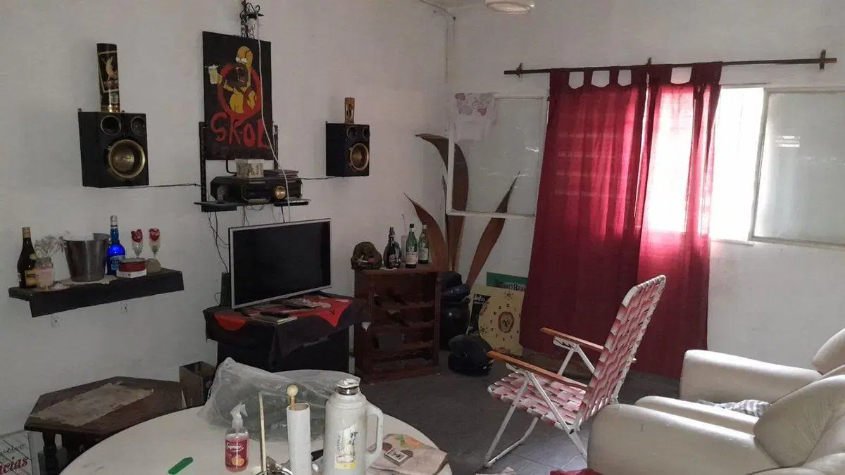 CASA DE 3 DORMITORIOS + 1 DTO MONOAMBIENTE 3