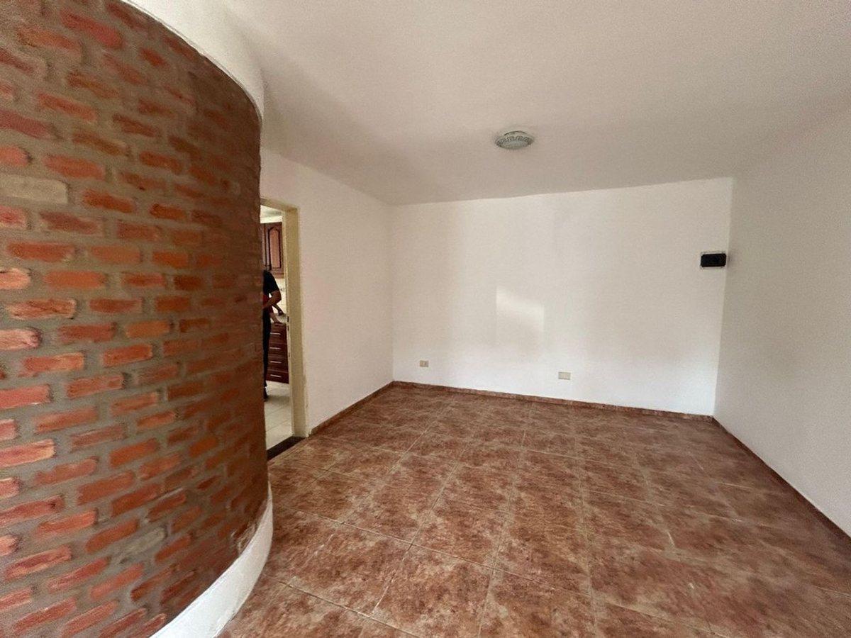 Foto de CASA MAS DEPTO AMEGUINO ESCRITURA, imagen 3