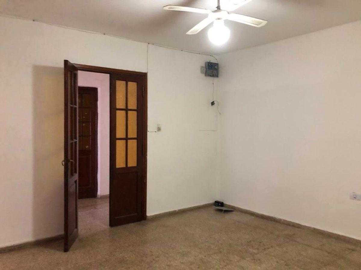 Foto de VENTA 2 CASAS 272 M2 CUBIERTOS TALLERES E CORDOBA, imagen 5