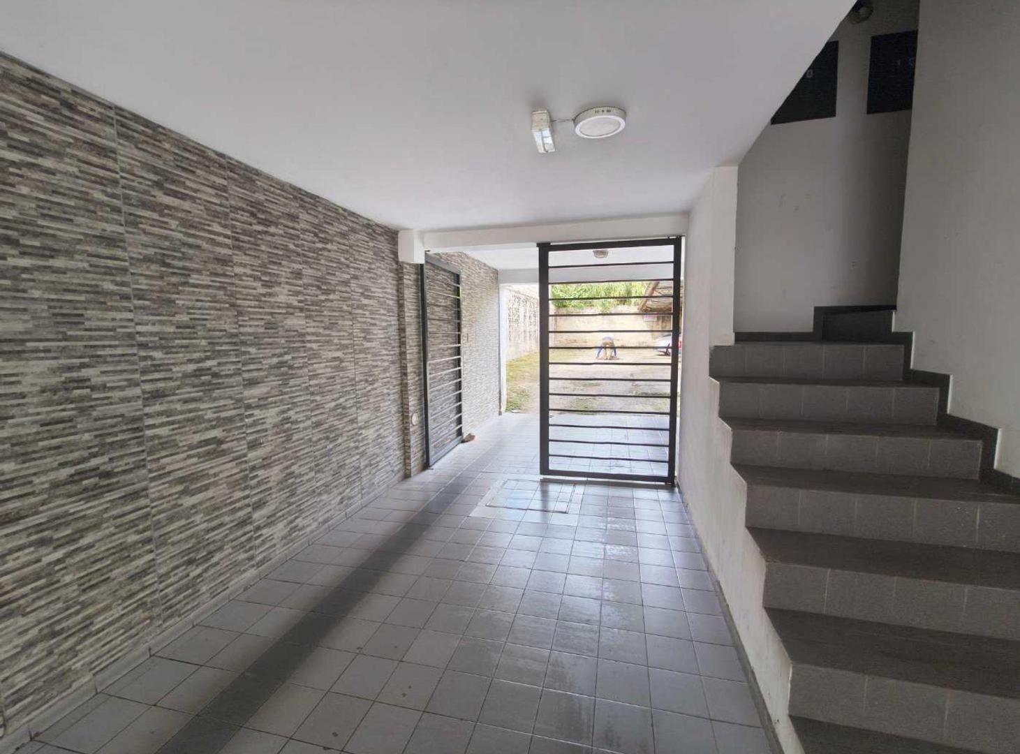 Foto de COCHERAS EN VENTA Bª SAN MARTIN MTS CASTRO BARROS, imagen 3