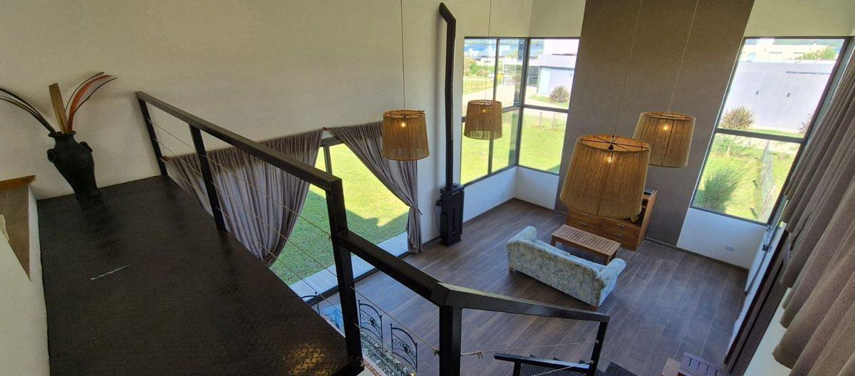Foto de VENTA CASA 2 DORMITORIOS, PUERTO DEL AGUILA, imagen 3